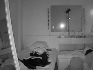 Camsoda Best Webcam of voyeurcam-julmodels-living-6