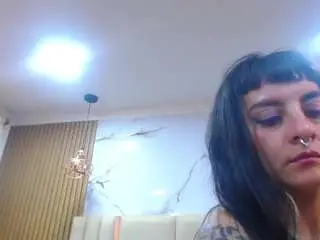 Camsoda Free Live Porn of naughtykittenm