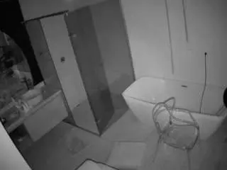 Camsoda Free Live Porn of voyeurcam-casa-salsa-bathroom-2