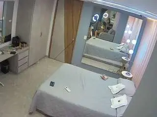 Camsoda Sex Chat of voyeurcam-casa-salsa-bathroom-2