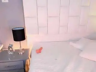 Camsoda Sex Cam of valentinamarinn