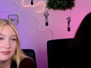 Camsoda Adult Video Chat of playful-sophie