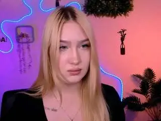 Camsoda Adult Webcam of playful-sophie