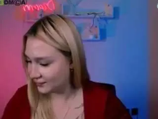 Camsoda Adult Webcam of playful-sophie