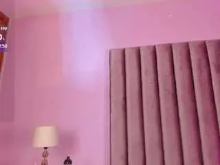 Camsoda Sex Chat of isabella-flowers