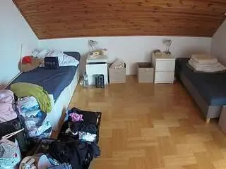 Camsoda Live Sex of voyeurcam-julmodels-greybed-3