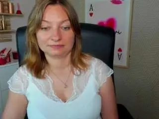 Camsoda Nude Webcam of angelalove13