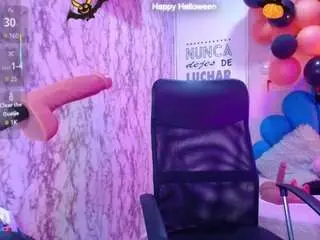 Camsoda Best Webcam of cristal-horny19