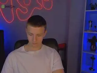 Camsoda Watch Live Sex Cams of noah-nero