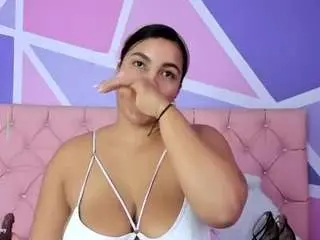 Camsoda Watch Live Sex Cams of angie-bigass