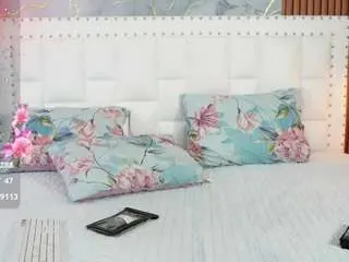 Camsoda Watch Live Sex Cams of hornybarelylegalgirl