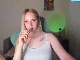 Camsoda Watch Live Sex Cams of rousereedd