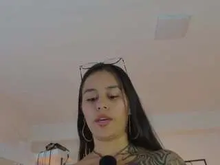 Camsoda Best Webcam of thamaral1