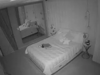 Camsoda Live Sex Cam of voyeurcam-casa-salsa-bedroom-2