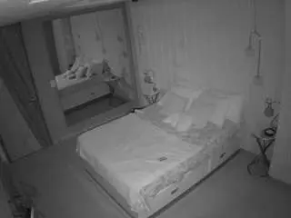 Camsoda Live Sex Cam of voyeurcam-casa-salsa-bedroom-2