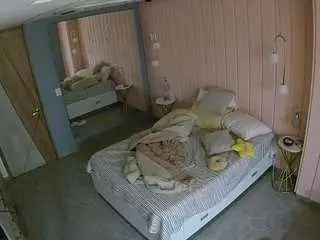 Camsoda Sex Cam of voyeurcam-casa-salsa-bedroom-2