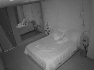 Camsoda Live Sex Cam of voyeurcam-casa-salsa-bedroom-2