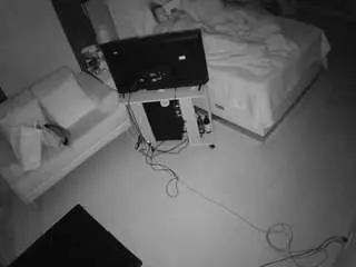 Camsoda Private Sex Chat of voyeurcam-casa-salsa-bedroom-2