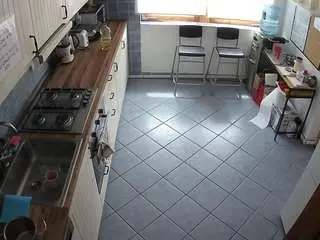 Camsoda Live Sex of voyeurcam-julmodels-kitchen-2