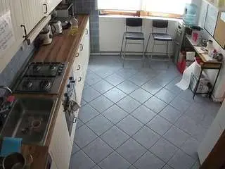 Camsoda Adult Webcams of voyeurcam-julmodels-kitchen-2