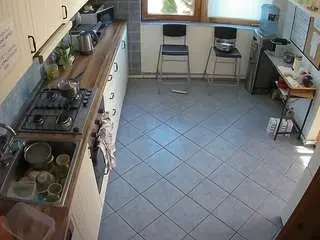 Camsoda Nude Webcam of voyeurcam-julmodels-kitchen-2