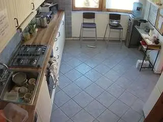 Camsoda Best Webcam of voyeurcam-julmodels-kitchen-2