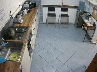 Camsoda Adult Webcam of voyeurcam-julmodels-kitchen-2