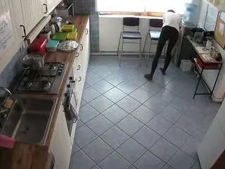 Camsoda Nude Webcam of voyeurcam-julmodels-kitchen-2