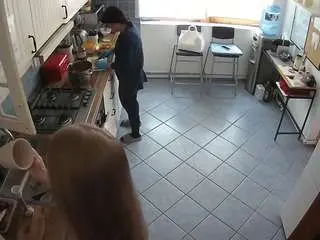 Camsoda Best Webcam of voyeurcam-julmodels-kitchen-2