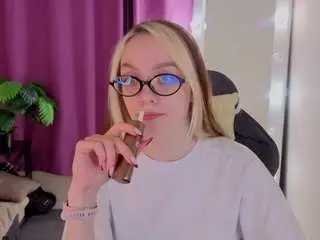 Camsoda Best live sex cam show of rocket-bunnyy