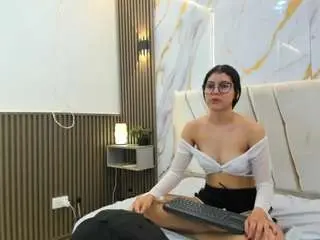 Camsoda Watch Live Sex Cams of sweetbutspicy69