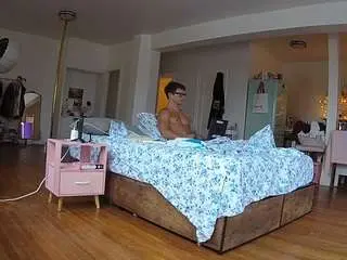 Camsoda Free Porn Cam of voyeurcam-celticiron-02