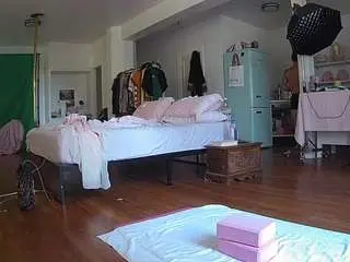 Camsoda Watch Live Sex Cams of voyeurcam-celticiron-02