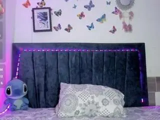 Camsoda Private Sex Chat of emmie-bunny
