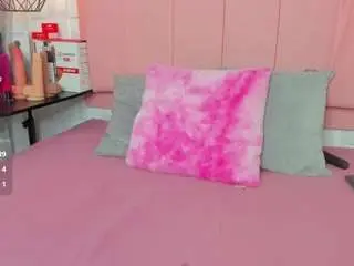 Camsoda Nude Webcam of alisson-hall1
