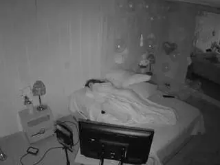 Camsoda Nude Webcam of voyeurcam-casa-salsa-bedroom-5