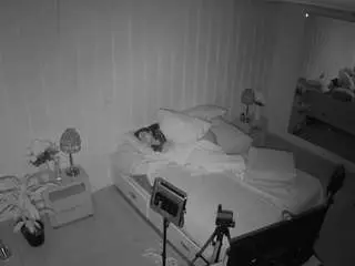 Camsoda Free Live Porn of voyeurcam-casa-salsa-bedroom-5