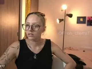 Camsoda Nude Webcam of hollymary