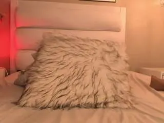 Camsoda Free Porn Cam of melanie-hillz