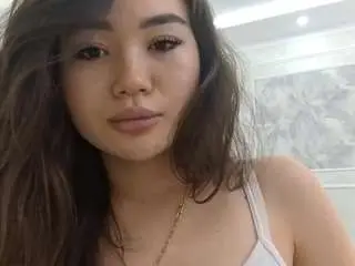 Camsoda Nude Webcam of cherylwhisenand