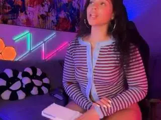 Camsoda Free Porn Cam of kanary