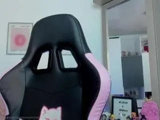 Camsoda Nude Webcam of melaanyluckk