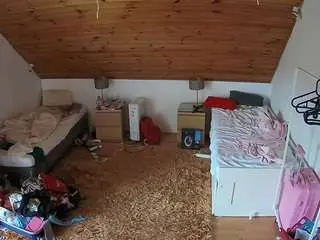 Camsoda Sex Cam of voyeurcam-julmodels-whitebed-3