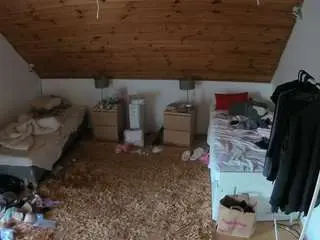 Camsoda Free Live Porn of voyeurcam-julmodels-whitebed-3