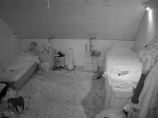 Camsoda Watch Live Sex Cams of voyeurcam-julmodels-whitebed-3