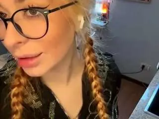 Camsoda Private Sex Chat of mitzimasino