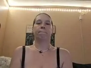 Camsoda Free Live Porn of ashleygiffin46