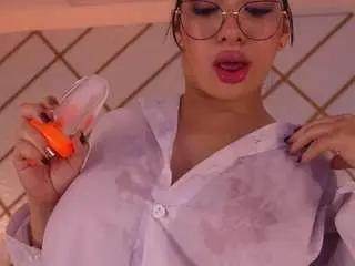 Camsoda Live Sex of lyrabellini