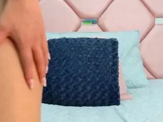 Camsoda Nude Webcam of vicky-cherry