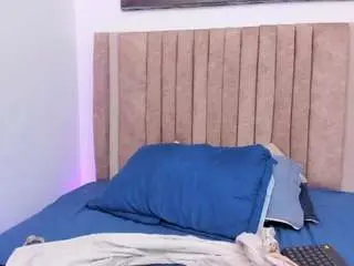 Camsoda Live Sex Cam of thaliaa-parkerr